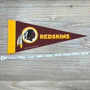 Vintage Rico/ Tag Express Pendant NFL Washington Redskins
